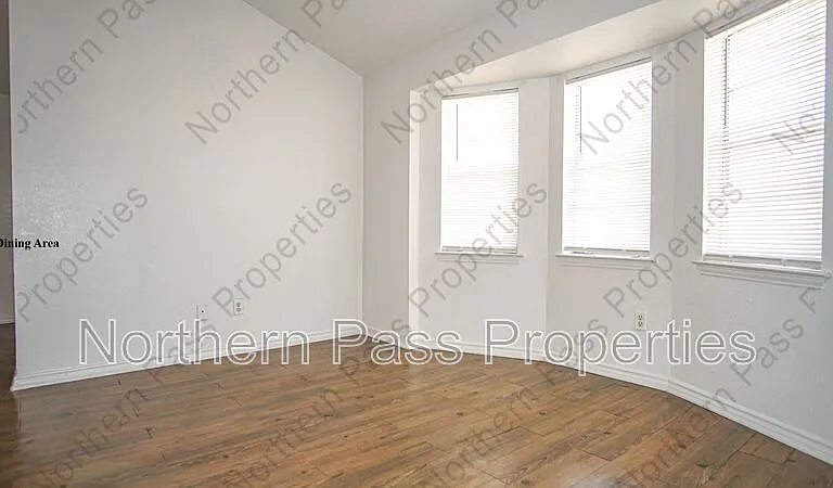 2100 Robert Wynn St — Photo 6