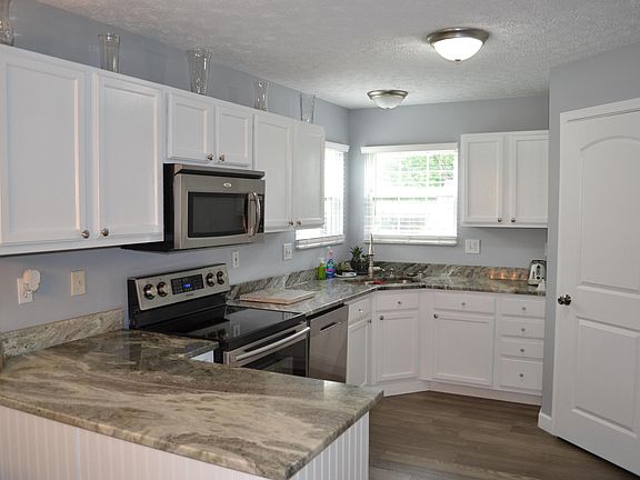 2nd image of 1493 Mill Park Dr
