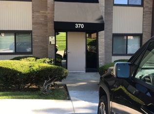 370 Camelot Dr APT 2D, Pittsburgh, PA 15220