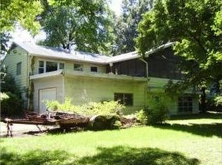 412 NW Woodland Rd, Riverside, MO 64150