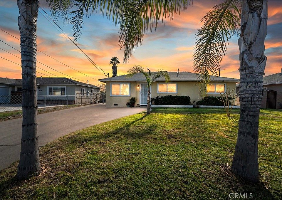 1st image of 16067 Ivy Ave