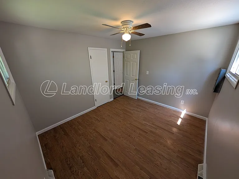 4252 Belle Ave — Photo 12