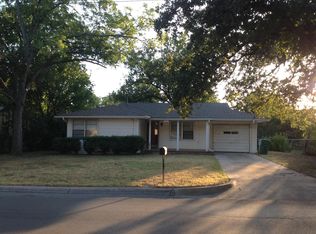 302 N Dale Ave, Stephenville, TX 76401