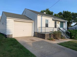 1500 N 14th St, Quincy, IL 62301