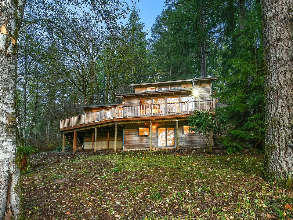 1st image of 16703 NE Fargher Garden Ct