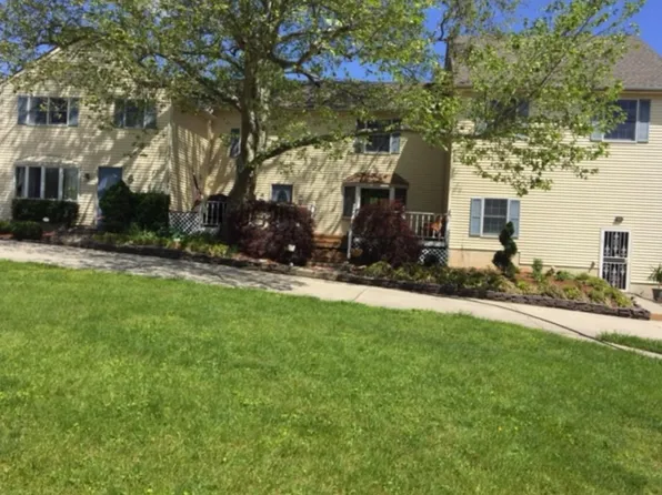 490 Worthington Mill Rd, Richboro, PA 18954