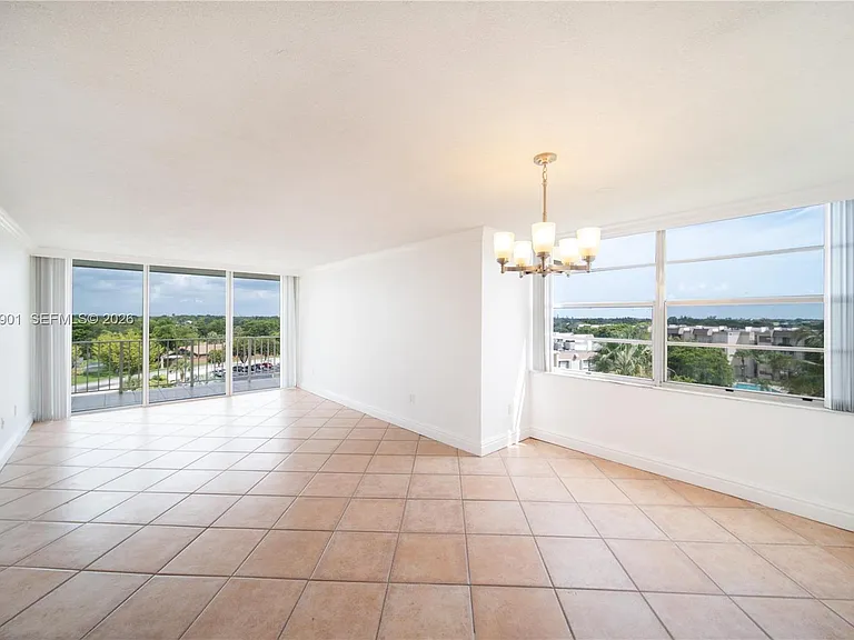 13120 SW 92nd Ave #B-6 — Photo 3
