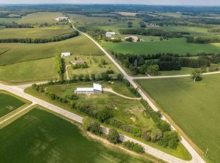 7650 S Johnson Rd, Beloit, WI 53511