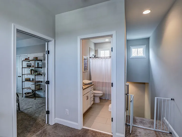 105 Ridgeline Ln — Photo 26