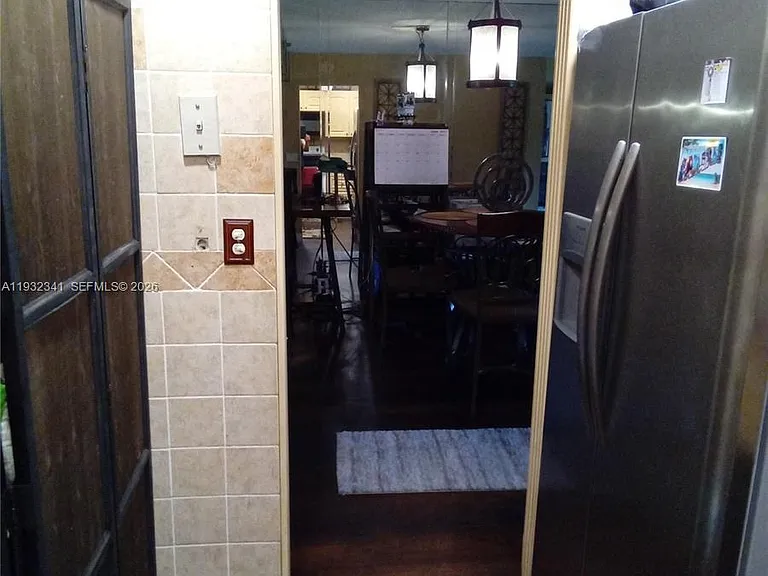 1000 Saint Charles Pl #L2 — Photo 6