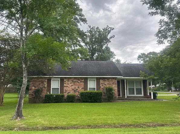 10114 Dundee Dr, Baker, LA 70714