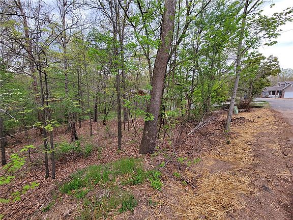 2nd image of Sutherland Ln #21