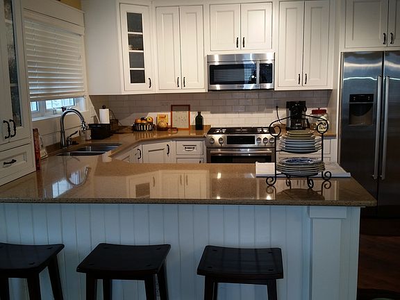 3rd image of 1509 Highland Dr