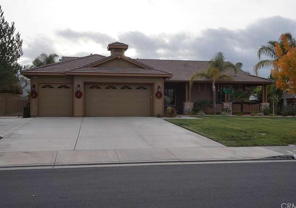 1st image of 23957 Noelle Ave