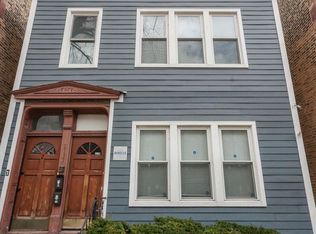 2733 N Sheffield Ave #1F, Chicago, IL 60614