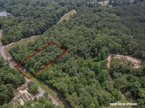 307 Chestnut Dr #307, Spring City, TN 37381