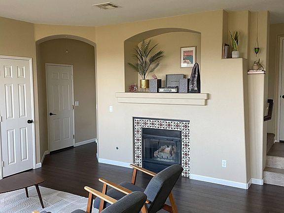 3rd image of 4092 Peninsula Dr