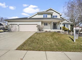 5526 Grassland Trail, Middleton, WI 53562