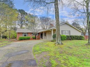 2246 Windsor Dr, Snellville, GA 30078