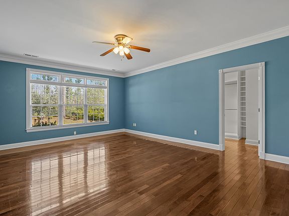 5th image of 2371 Covington Dr.