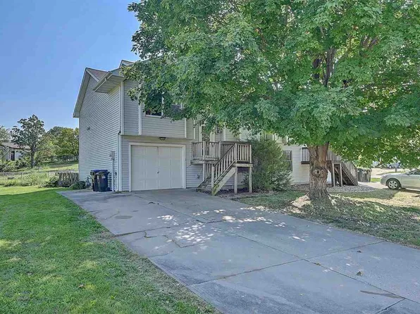 1031 22nd Ave, Coralville, IA 52241