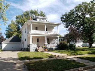 817 New St, Manchester, IA 52057