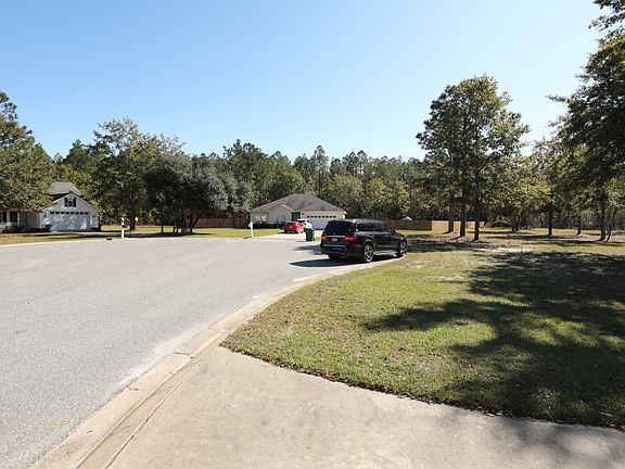 5th image of 11 Taylor Creek Vlg NE
