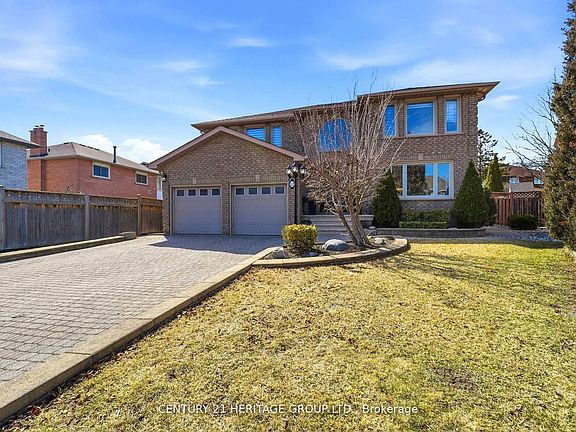 3rd image of 12 Lavinio Ct