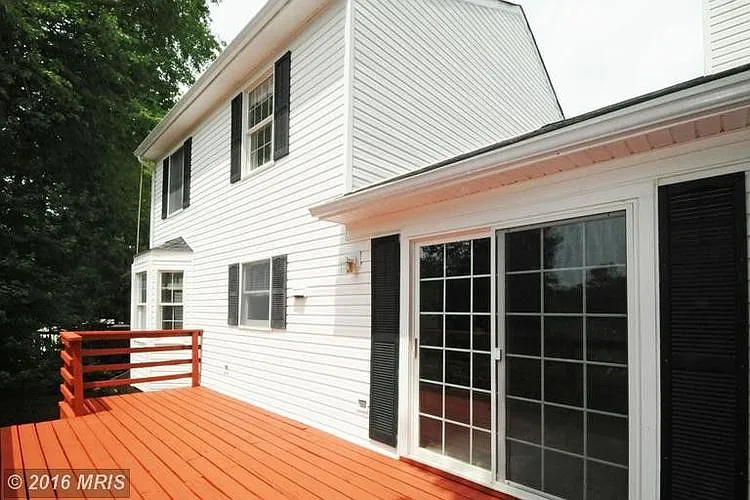5810 Silchester St — Photo 32