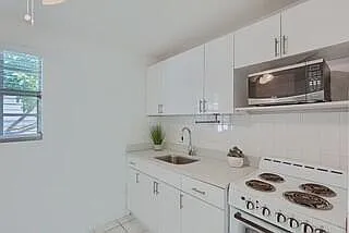 4710 Garden Ave — Photo 6