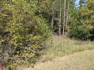 1435 Lakeside Dr, Huntsville, TX 77320