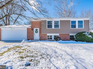 3 Briarwood Ct, Camp Hill, PA 17011