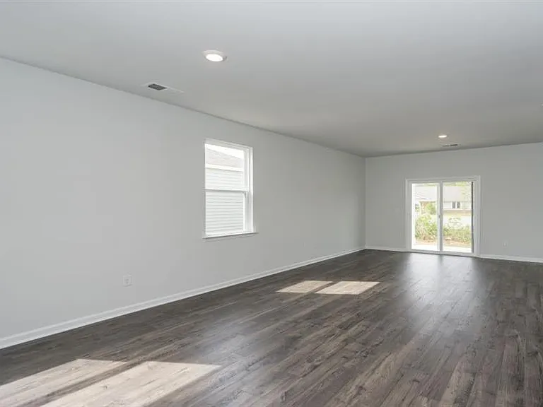568 Turpentine Trl — Photo 8
