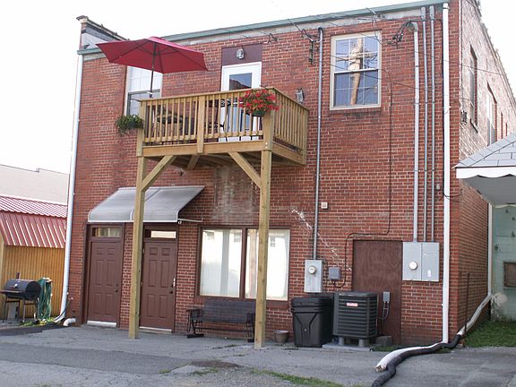 3rd image of 113 S Church St