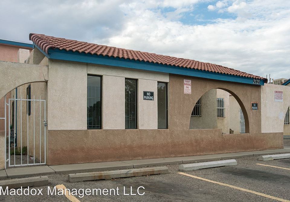 1st image of 2121 Gold Ave SE APT 03