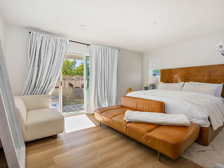 810 California St #3 — Photo 11