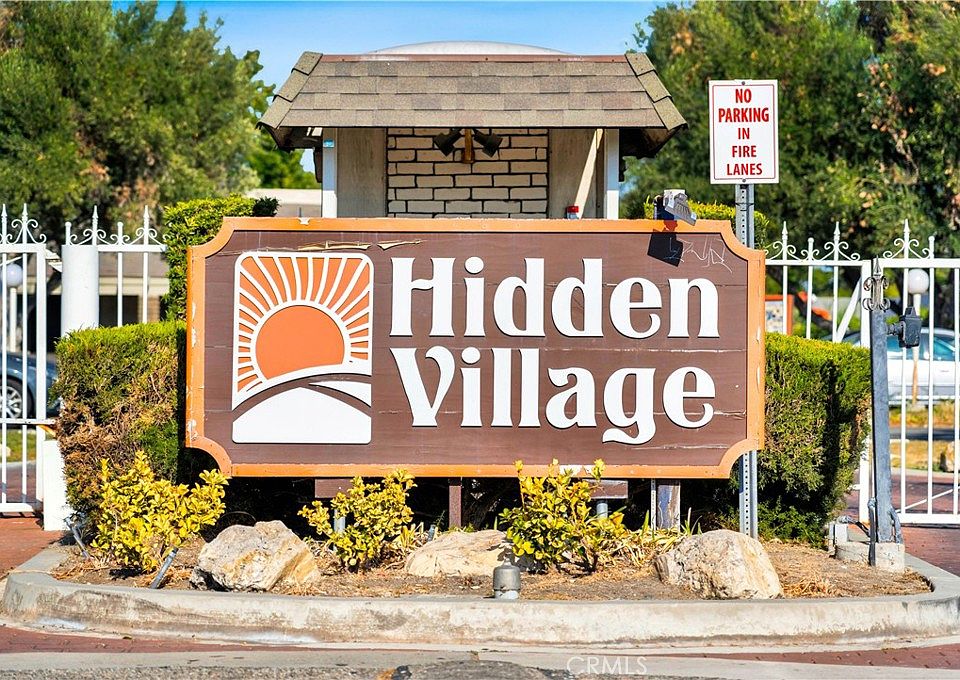 1st image of 10065 Hidden Village Rd