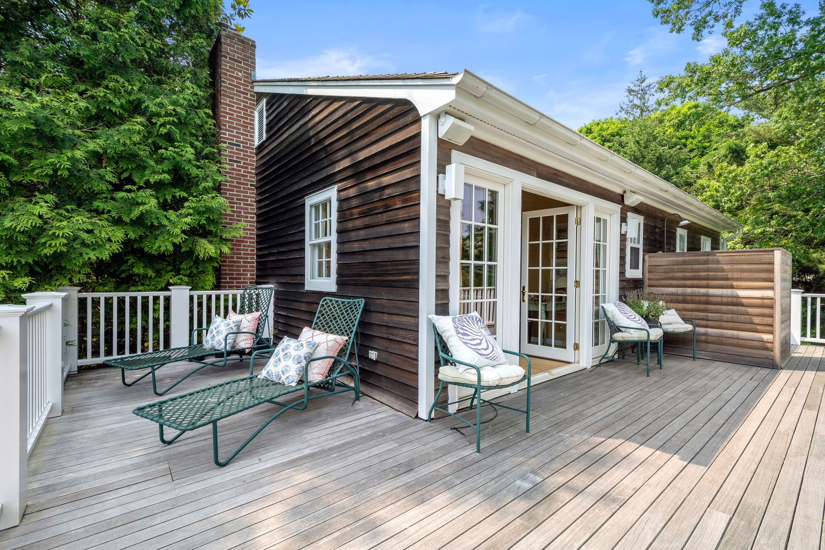 Second floor outdoor deck