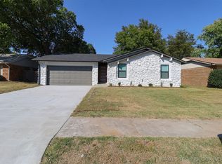 912 W Oakridge St, Broken Arrow, OK 74012