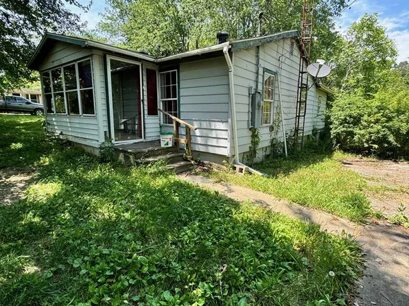 3088 Wells Rd, Nortonville, KY 42442