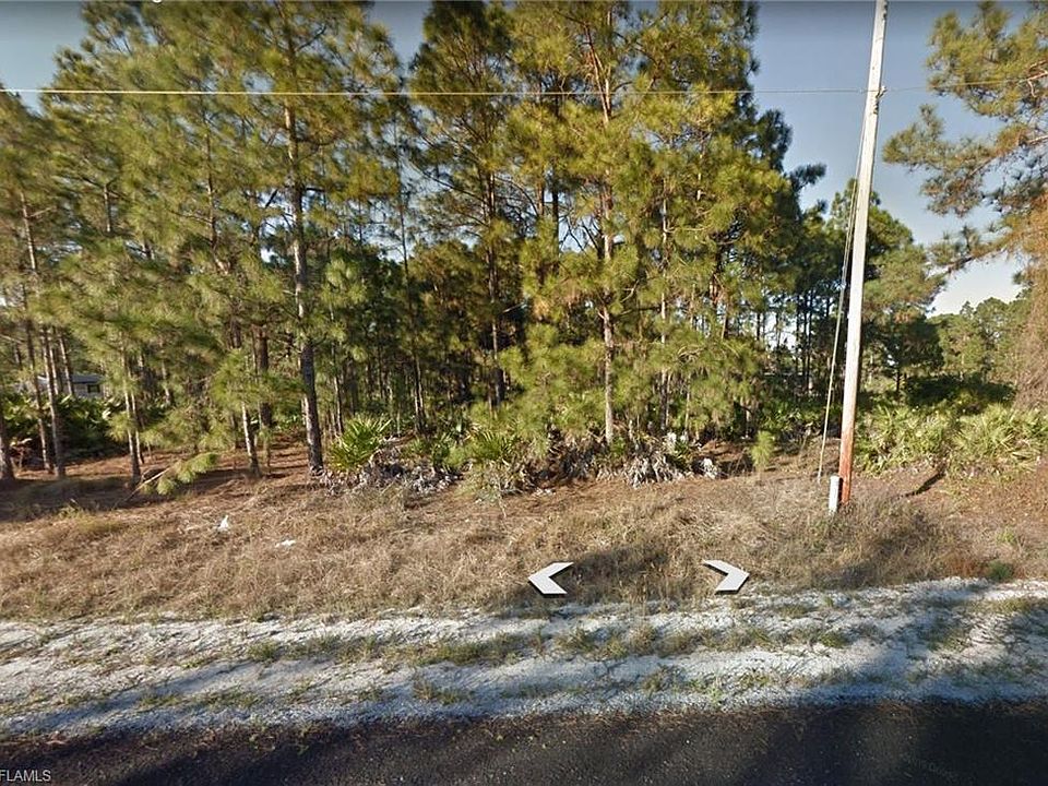 1st image of 1077 Bells St E