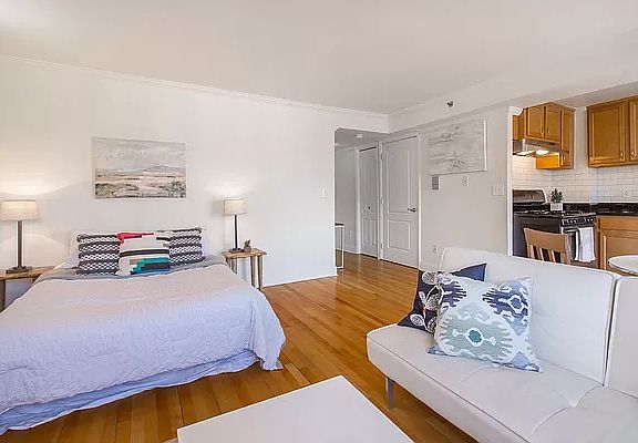 2nd image of 14-43 28th Ave #5B