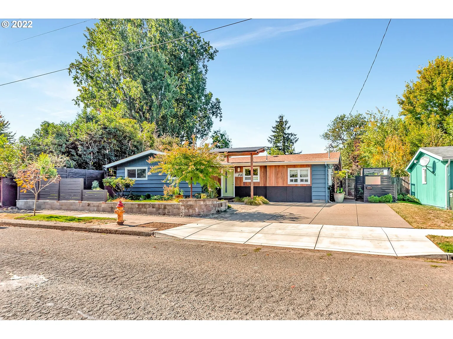 1974 Pierce St photo 1