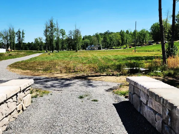 68 Lakewood Subdivision, Corbin, KY 40701