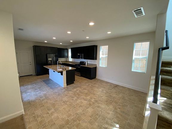 2nd image of 1824 Blue Sage Ln
