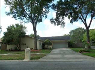 1845 Laurelwood Ln, Dunedin, FL 34698
