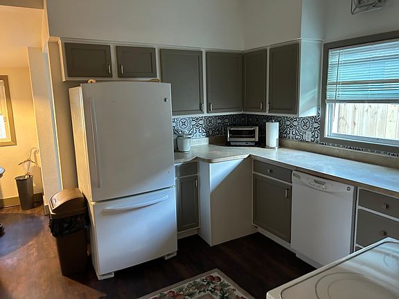4th image of 525 S Hancock Ave