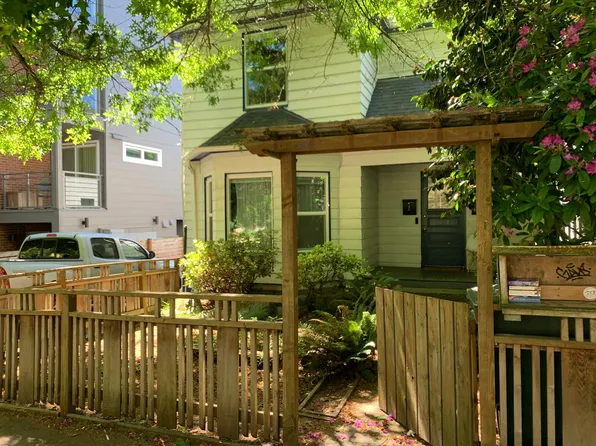 531 Federal Ave E, Seattle, WA 98102