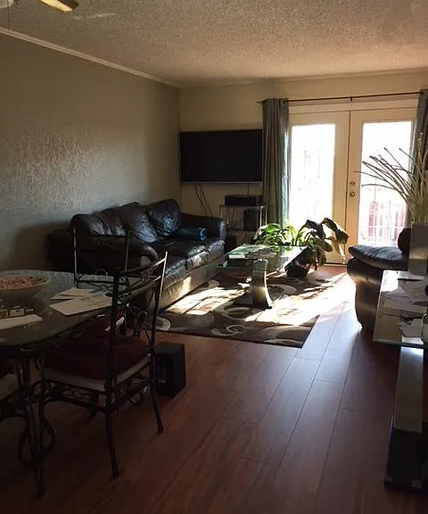 626 NW 8th St — Photo 10