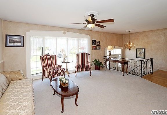 3rd image of 25 Westwood Ln